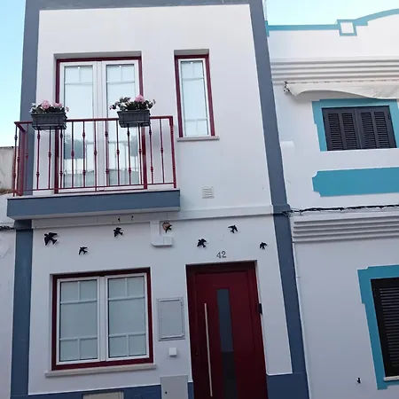 Casa Andorinhas Lagos