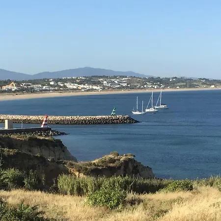 Casa Andorinhas Сasa de vacaciones Lagos