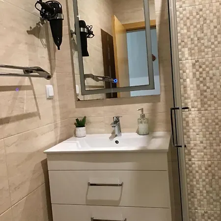 Casa Andorinhas * 라고스